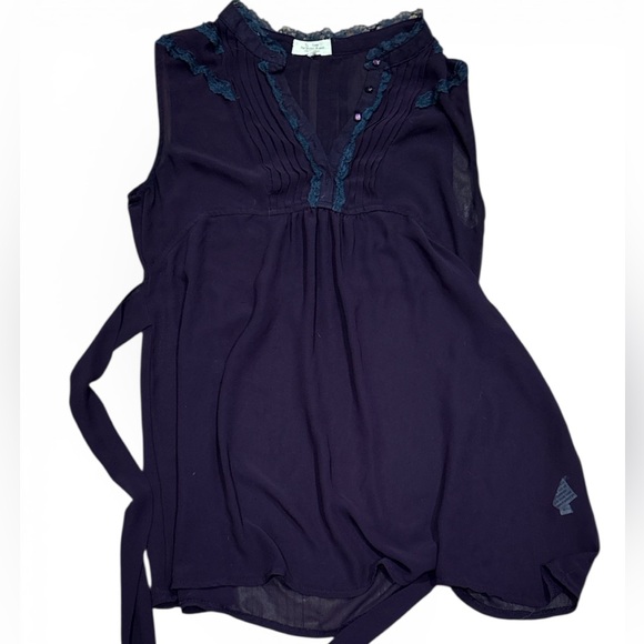 S Line Tops - Sheer ruffled sleeveless blouse